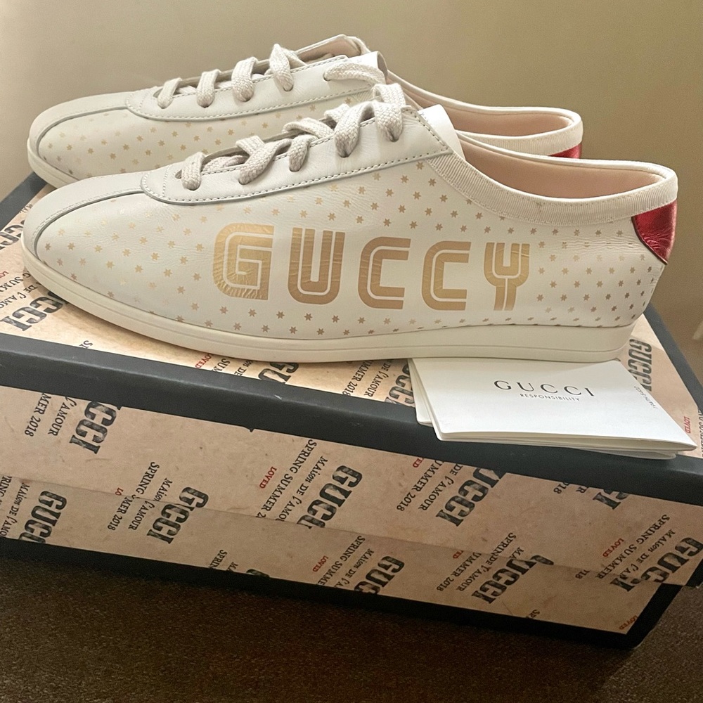 Gucci Off White Leather Falacer Logo Sneakers